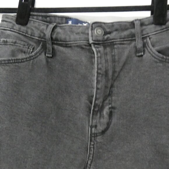 HOLLISTER | 3R W26 L31 | Grey High-Waisted Panel Detail Pants - Picture 4 of 16